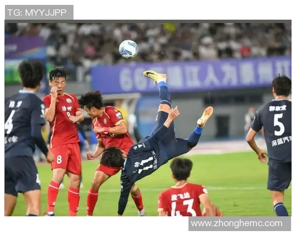 文字达人挑战足球明星的智慧对决与精彩瞬间